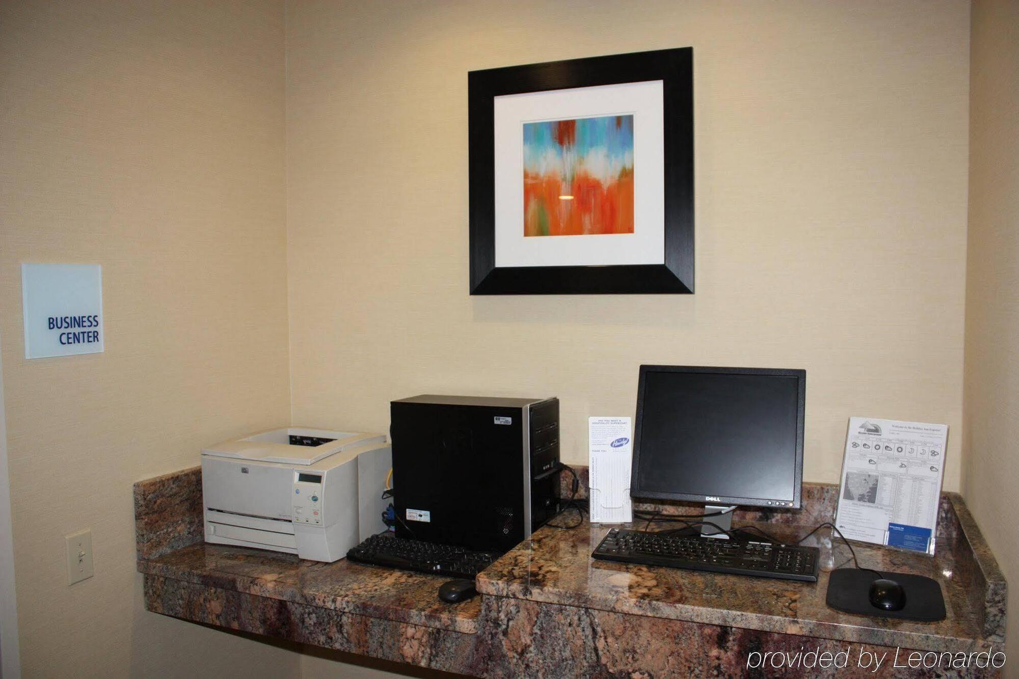 Holiday Inn Express - Ludlow - Chicopee Area By Ihg Экстерьер фото